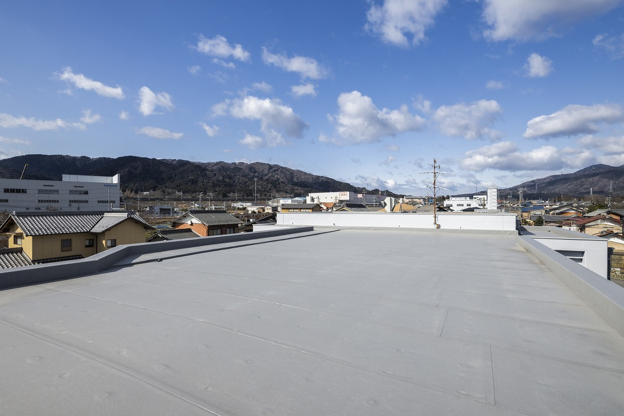 013rooftop.jpg